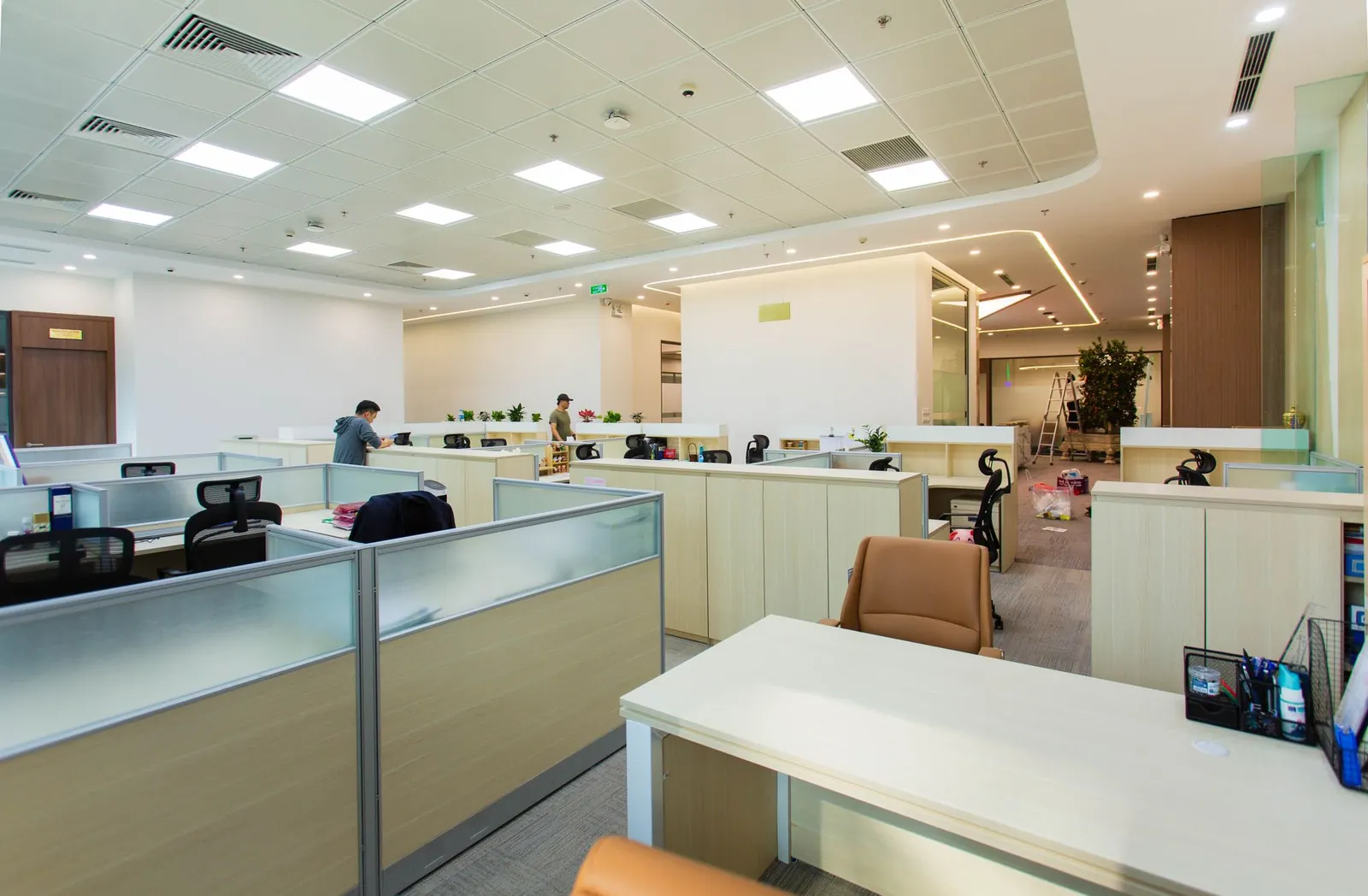 Moderne kantoorruimte die door VKS Facility Services wordt verzorgd
